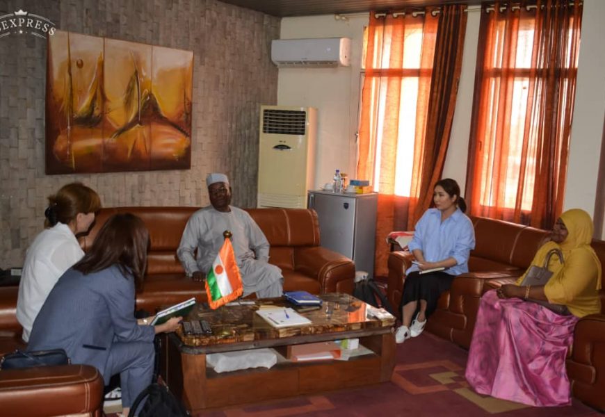 Rencontre du Ministre de l’Agriculture avec une mission technique  de l´Organisation  Islamique  pour la Sécurité  Alimentaire (IOFS)