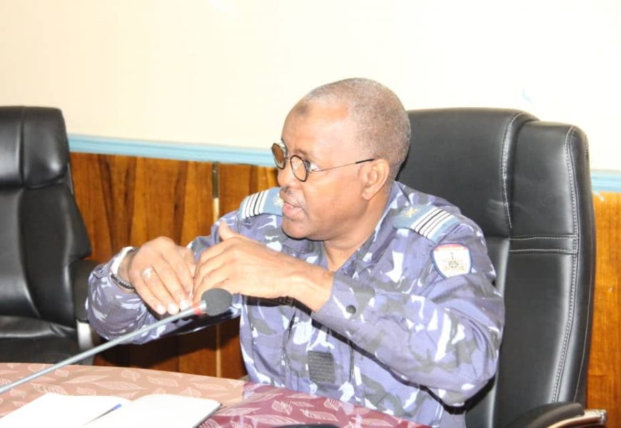 Séance de travail du ministre de l’Agriculture et de l’Élevage le Colonel Mahaman Elhadj Ousmane avec les représentants des groupements de producteurs