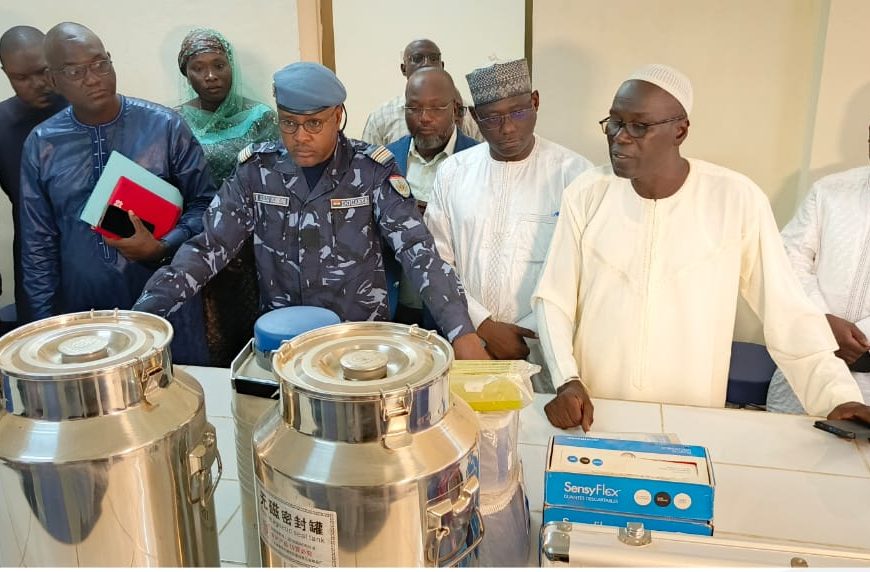 Visite du Ministre Mahaman Elhadj Ousmane à la Faculté d’Agronomie de l’Université Abdou Moumouni de Niamey