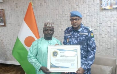 Distinction du groupe de presse Hausa Bakoye au ministre de l’Agriculture et de l’Elevage